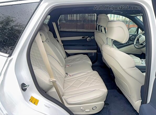 KMUHEESCXSU269592 2025 GENESIS GV80 White 