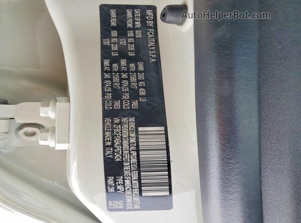 ZFBCFYAB4JP672424 2018 FIAT 500X White Vista interior de 360 grados