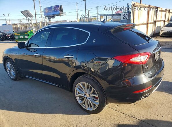 ZN661YUL2JX293482 2018 MASERATI LEVANTE Black 