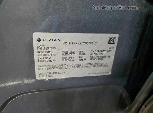 7FCTGAAA5RN032328 2024 RIVIAN R1T Серый Вид подкапотного пространства