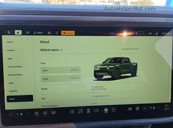7FCTGAAA6RN032242 2024 RIVIAN R1T Green Widok zestawu wskaźników