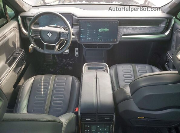 7FCTGAAL8NN016331 2022 RIVIAN R1T Green Vista del salpicadero