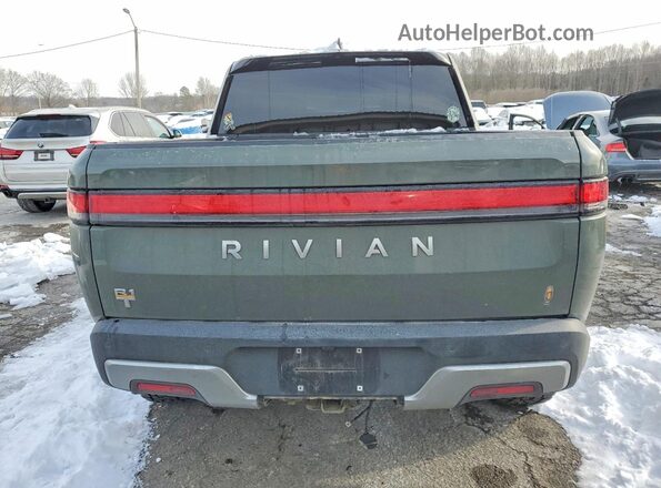 7FCTGAAL8NN016331 2022 RIVIAN R1T Green Vista trasera