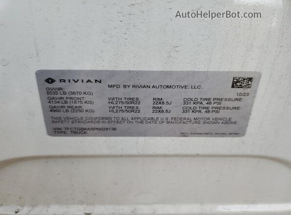 7FCTGBAA5PN028136 2023 RIVIAN R1T White 