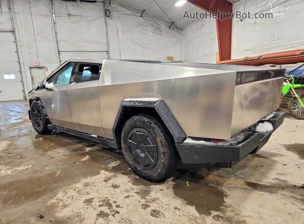 7G2CEHED1RA048396 2024 TESLA CYBERTRUCK Silver Tył lewy