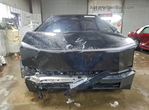 7G2CEHED2RA039139 2024 TESLA CYBERTRUCK Black წინა ხედი