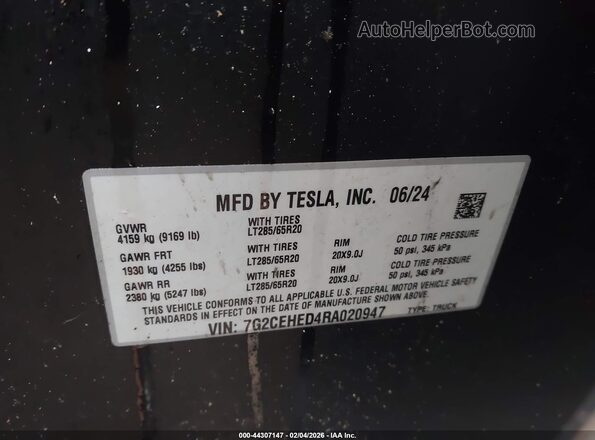 7G2CEHED4RA020947 2024 TESLA CYBERTRUCK Gray Widok komory silnika