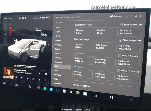 7G2CEHED4RA020947 2024 TESLA CYBERTRUCK Gray Widok tylnych siedzeń