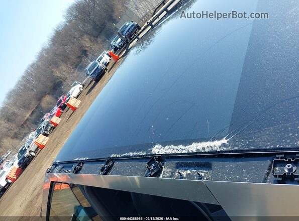 7G2CEHED4TA089855 2026 TESLA CYBERTRUCK Silver 