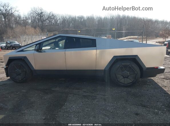 7G2CEHED4TA089855 2026 TESLA CYBERTRUCK Silver Панорамний вид салону 360°