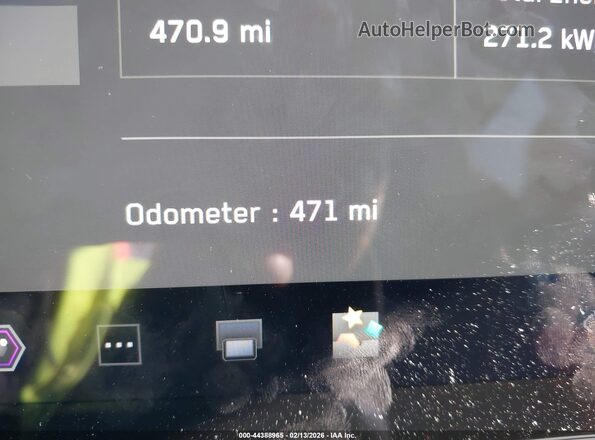 7G2CEHED4TA089855 2026 TESLA CYBERTRUCK Silver 
