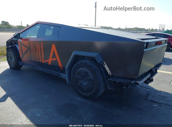 7G2CEHED6RA050130 2024 TESLA CYBERTRUCK Orange Trasero izquierdo