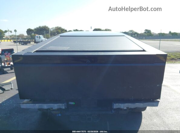 7G2CEHED6RA050130 2024 TESLA CYBERTRUCK Orange 