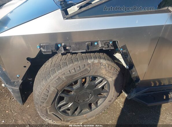7G2CEHED9RA008583 2024 TESLA CYBERTRUCK Gray 