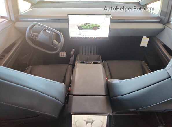 7G2CEHED9RA032270 2024 TESLA CYBERTRUCK Silver Widok deski rozdzielczej
