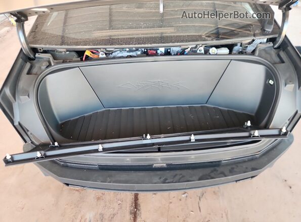 7G2CEHED9RA032270 2024 TESLA CYBERTRUCK Silver Widok wnętrza z tyłu