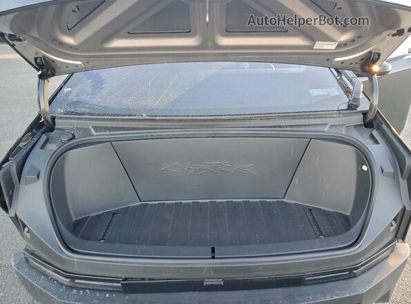 7G2CEHEDXRA037588 2024 TESLA CYBERTRUCK Black Vista del compartimento del motor