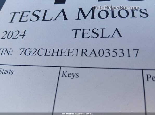 7G2CEHEE1RA035317 2024 TESLA CYBERTRUCK Silver Вид підкапотного простору