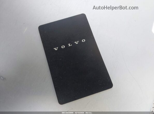 7JDEV3VL7SG007542 2025 VOLVO EX90 Light Blue 