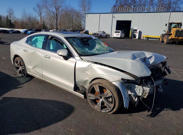 7JR102FL2KG016861 2019 VOLVO S60 White 