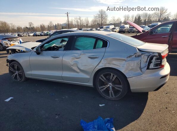 7JR102FL2KG016861 2019 VOLVO S60 White 