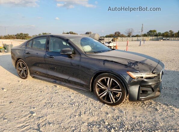 7JR102FM7KG006500 2019 VOLVO S60 Gray Delantero derecho