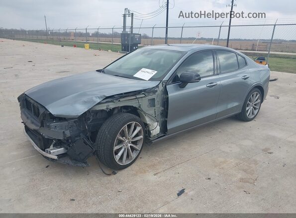 7JR102FZXMG112633 2021 VOLVO S60 Gray Vista tres cuartos delantera izquierda