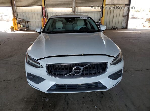 7JRA22TK9MG080601 2021 VOLVO S60 White Դիմացի տեսք