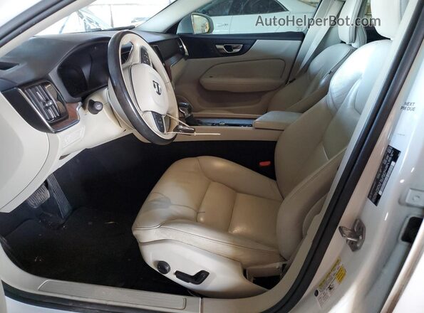7JRA22TK9MG080601 2021 VOLVO S60 White Սալոնի դիմացի տեսք
