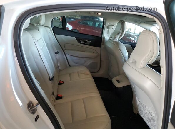 7JRA22TK9MG080601 2021 VOLVO S60 White Հետևի նստատեղերի տեսք