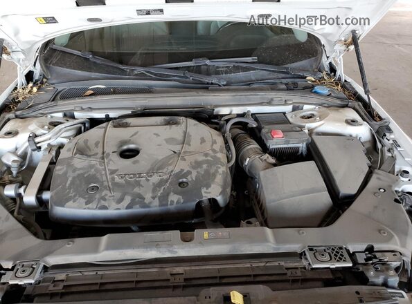 7JRA22TK9MG080601 2021 VOLVO S60 White Սալոնի հետևի տեսք