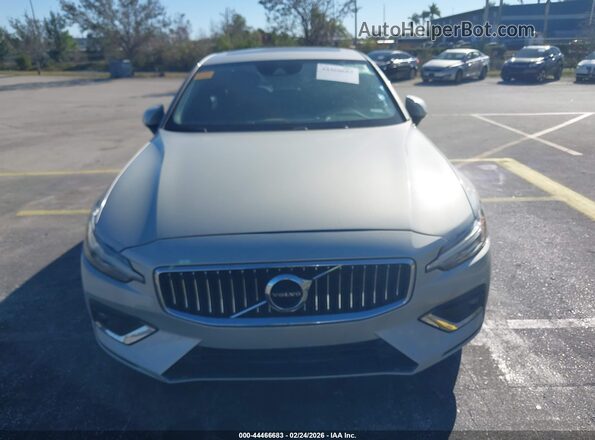 7JRA22TL4KG010090 2019 VOLVO S60 Gray წინა ხედი