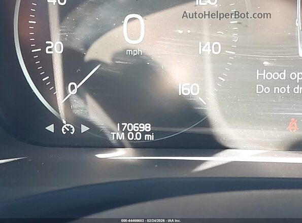 7JRA22TL4KG010090 2019 VOLVO S60 Gray 