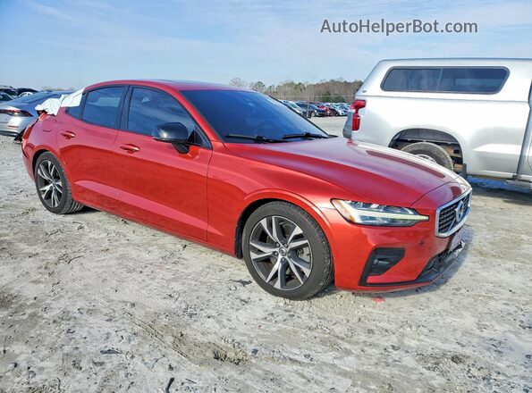 7JRA22TM6KG013758 2019 VOLVO S60 Бордовый Передняя правая четверть