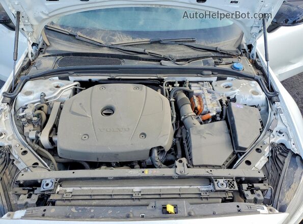 7JRH60FK0RG311394 2024 VOLVO S60 White Rear interior view