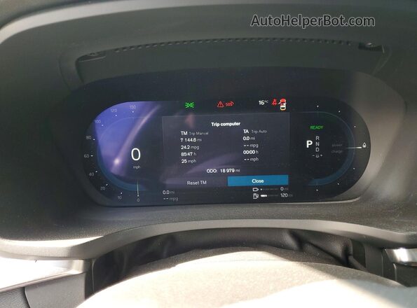 7JRH60FK0RG311394 2024 VOLVO S60 White Instrument cluster view