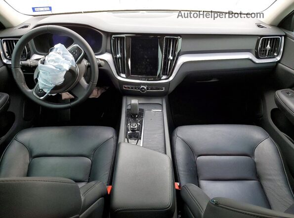 7JRL12FK2RG321428 2024 VOLVO S60 Gray Առջևի վահանակի տեսք