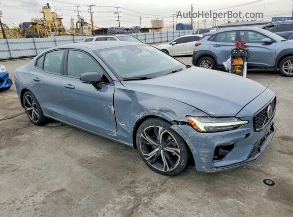 7JRL12FK2RG322305 2024 VOLVO S60 Gray Delantero derecho