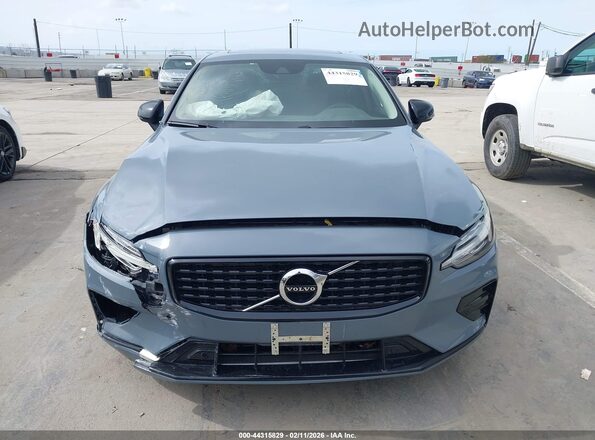 7JRL12FZ1NG192086 2022 VOLVO S60 Gray 