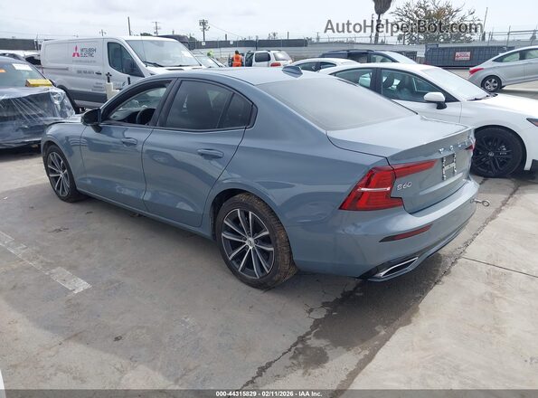 7JRL12FZ1NG192086 2022 VOLVO S60 Gray 