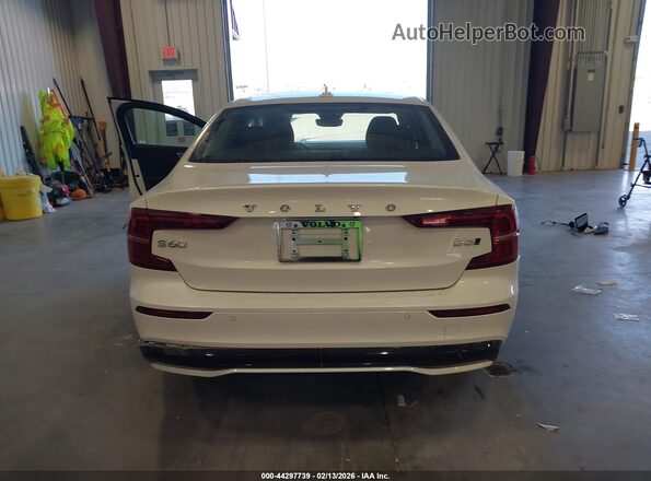 7JRL12GJ9SG362425 2025 VOLVO S60 White 