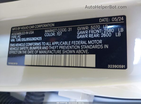 7JRL12GJ9SG362425 2025 VOLVO S60 White Widok komory silnika