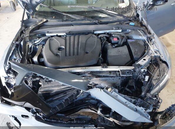 7JRL12TZ8NG189481 2022 VOLVO S60 Gray Vista trasera