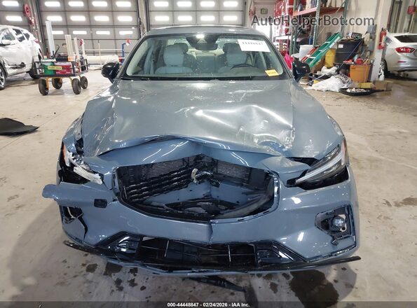 7JRL12TZ8NG189481 2022 VOLVO S60 Gray Vista del cuadro de instrumentos