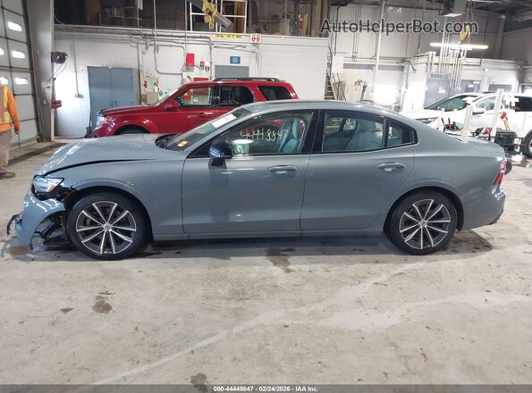 7JRL12TZ8NG189481 2022 VOLVO S60 Gray Vista interior de 360 grados