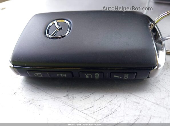 7MMVAAEW3TN142758 2026 MAZDA CX-50 HYBRID White Առջևի վահանակի տեսք