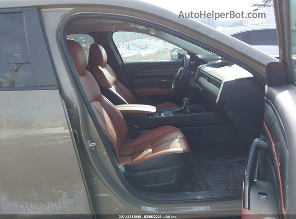 7MMVABXY7PN140196 2023 MAZDA CX-5 Зеленый Вид салона спереди