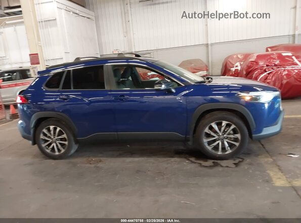 7MUDAABG5SV138850 2025 TOYOTA LL Blue Widok wnętrza z tyłu