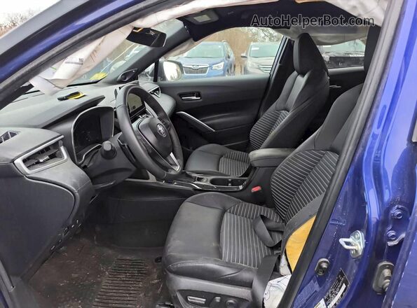 7MUFBABG9RV042297 2024 TOYOTA LL Blue Widok wnętrza z przodu