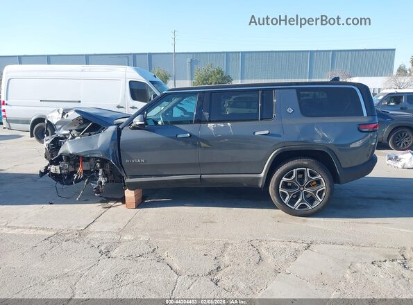 7PDSGABA1RN039642 2024 RIVIAN R1S Navy 
